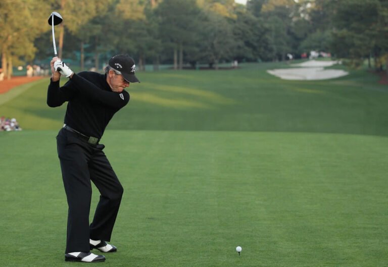 Mejorando tu Juego de Golf con la Postura Cerrada: Todo lo que Necesitas Saber